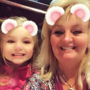 Meet your Posher, Kim